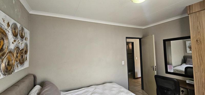 2 Bedroom Property for Sale in Lotus Gardens Gauteng