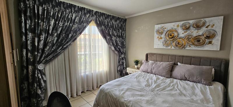 2 Bedroom Property for Sale in Lotus Gardens Gauteng