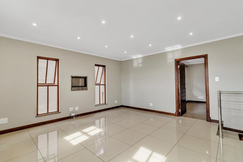 To Let 2 Bedroom Property for Rent in Dainfern Gauteng