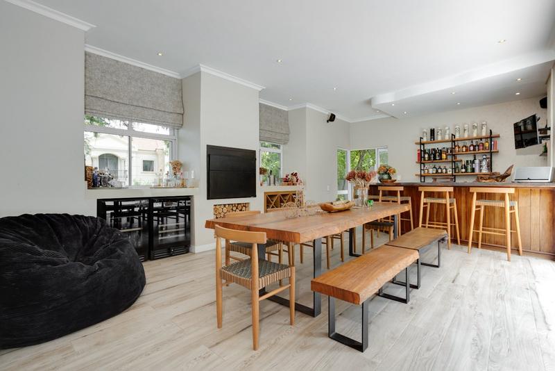 To Let 4 Bedroom Property for Rent in Dainfern Golf Estate Gauteng