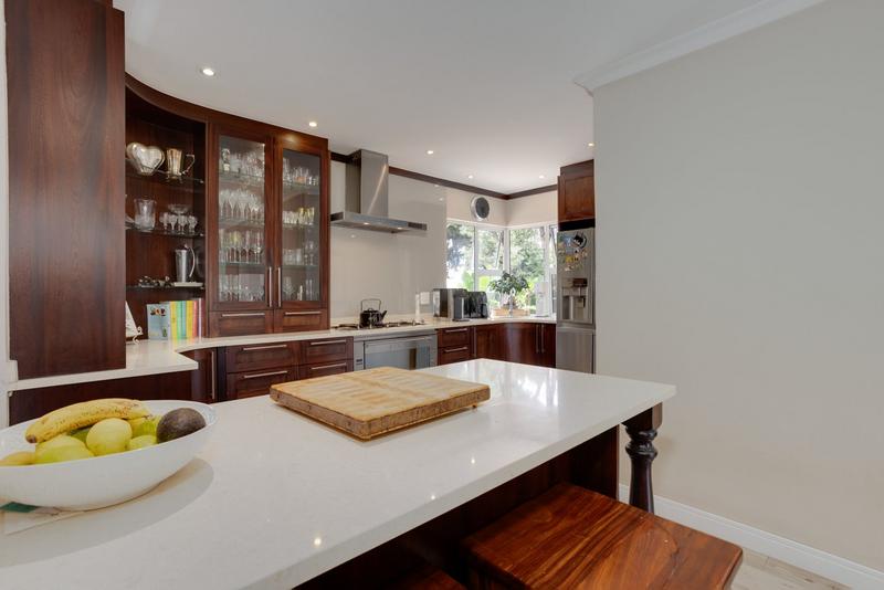 To Let 4 Bedroom Property for Rent in Dainfern Golf Estate Gauteng