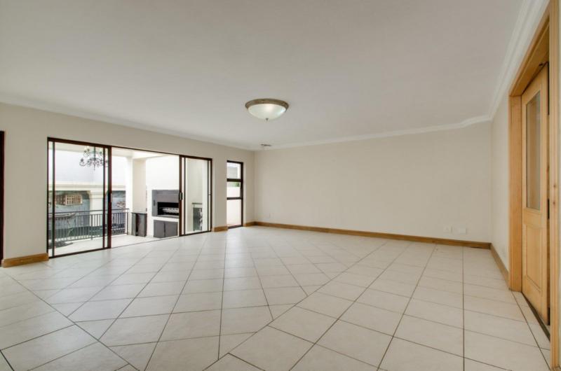 To Let 4 Bedroom Property for Rent in Dainfern Golf Estate Gauteng