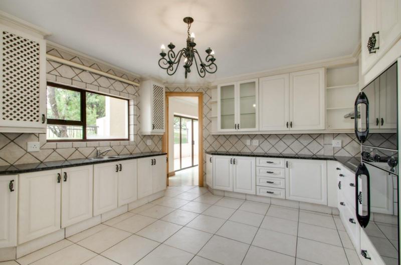 To Let 4 Bedroom Property for Rent in Dainfern Golf Estate Gauteng