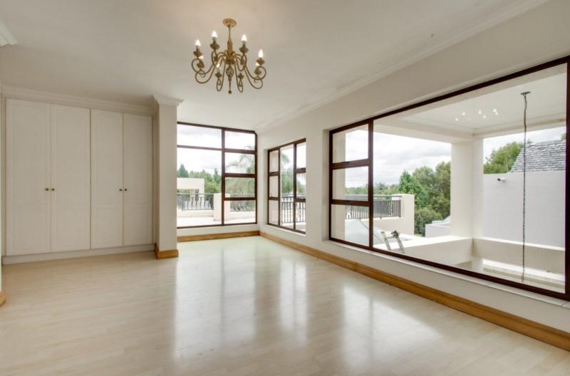 To Let 4 Bedroom Property for Rent in Dainfern Golf Estate Gauteng