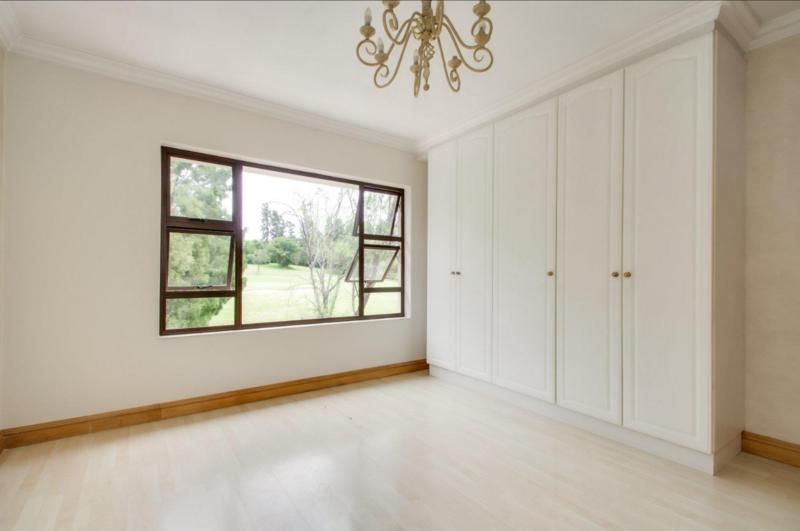To Let 4 Bedroom Property for Rent in Dainfern Golf Estate Gauteng