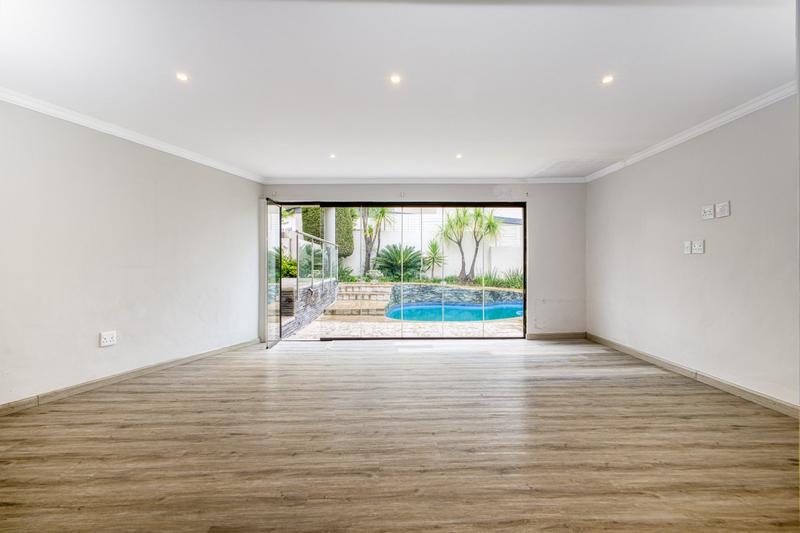 To Let 4 Bedroom Property for Rent in Dainfern Golf Estate Gauteng