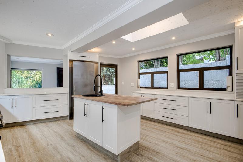 To Let 4 Bedroom Property for Rent in Dainfern Golf Estate Gauteng