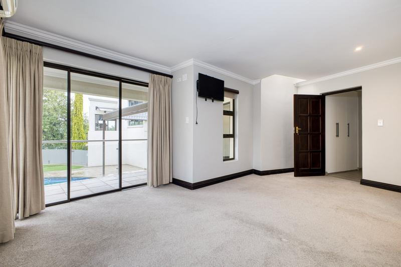 To Let 4 Bedroom Property for Rent in Dainfern Golf Estate Gauteng