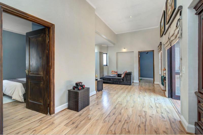 To Let 4 Bedroom Property for Rent in Dainfern Golf Estate Gauteng