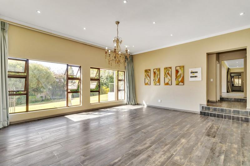 To Let 4 Bedroom Property for Rent in Dainfern Valley Gauteng