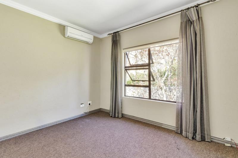 To Let 4 Bedroom Property for Rent in Dainfern Valley Gauteng