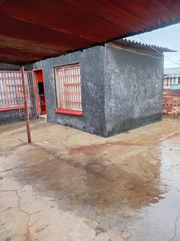 4 Bedroom Property for Sale in Kwa Thema Gauteng