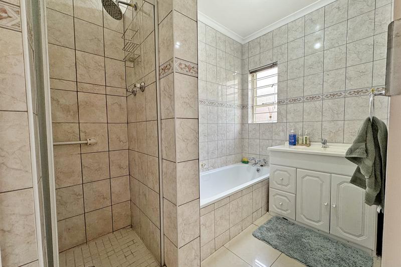 3 Bedroom Property for Sale in Sandown Gauteng