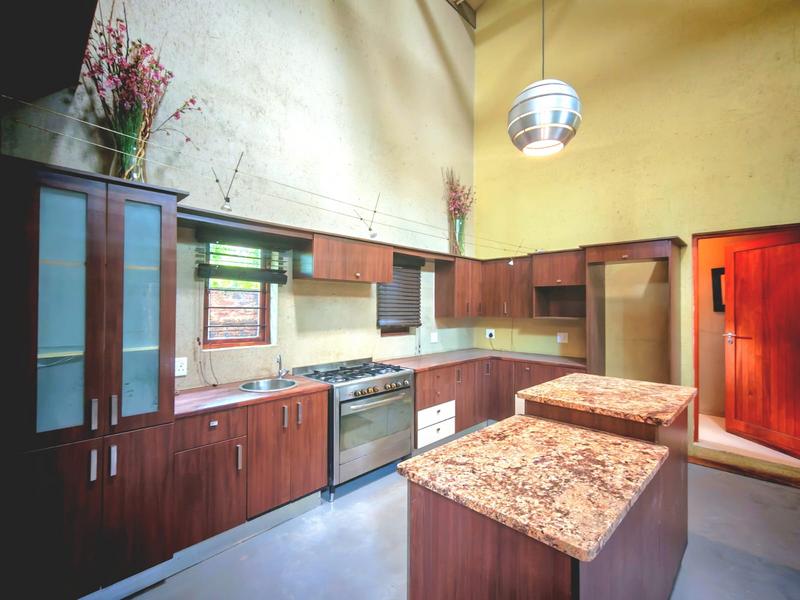 To Let 4 Bedroom Property for Rent in Lynnwood Glen Gauteng