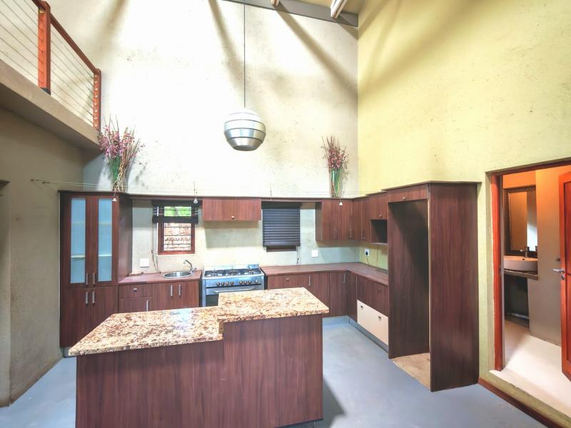 To Let 4 Bedroom Property for Rent in Lynnwood Glen Gauteng