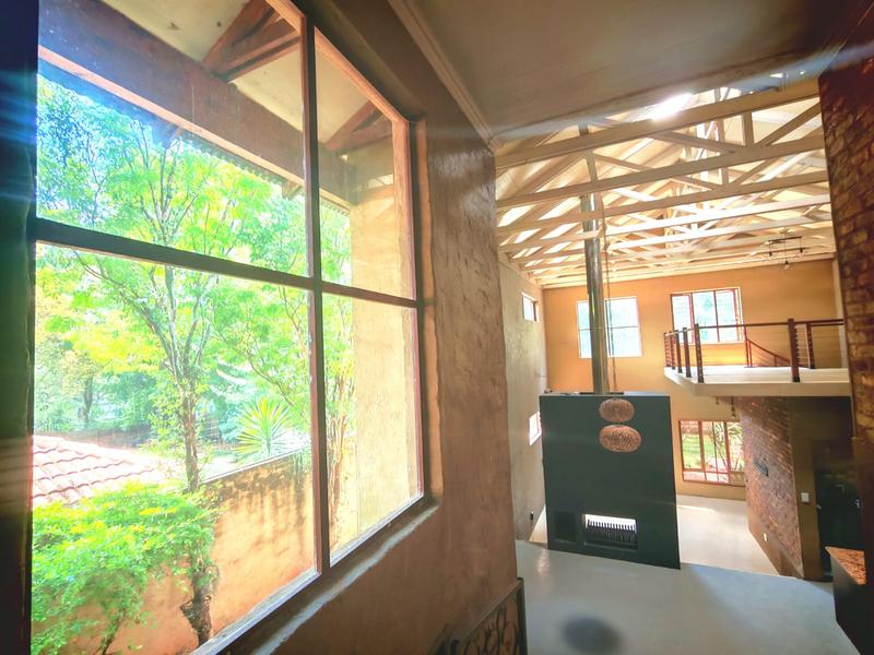 To Let 4 Bedroom Property for Rent in Lynnwood Glen Gauteng