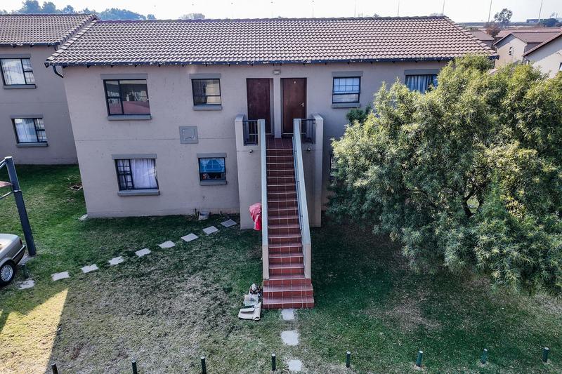 2 Bedroom Property for Sale in Albemarle Gauteng