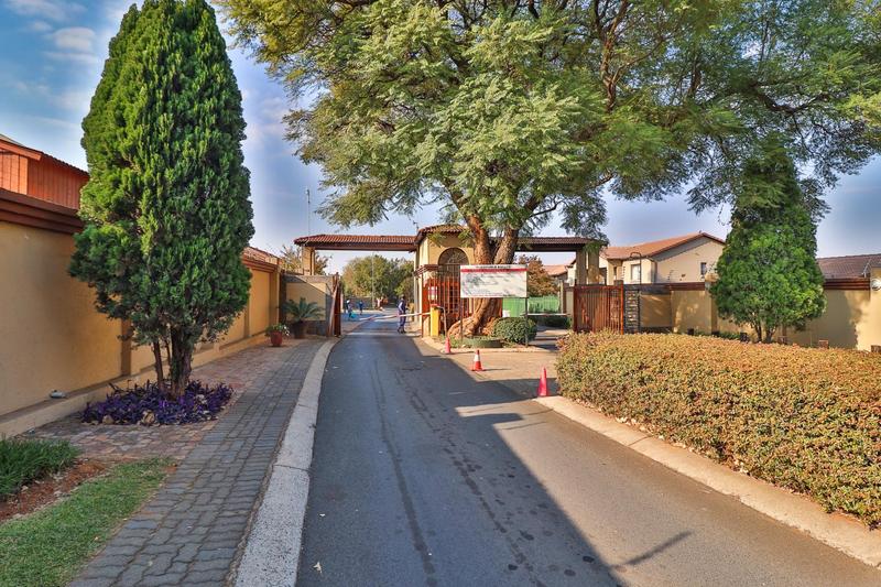 2 Bedroom Property for Sale in Albemarle Gauteng