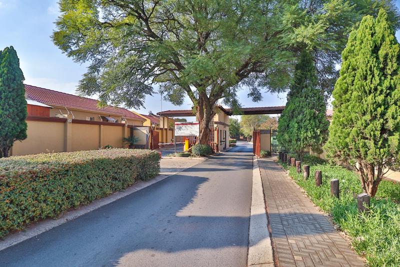 2 Bedroom Property for Sale in Albemarle Gauteng