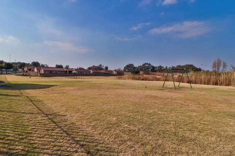 2 Bedroom Property for Sale in Albemarle Gauteng