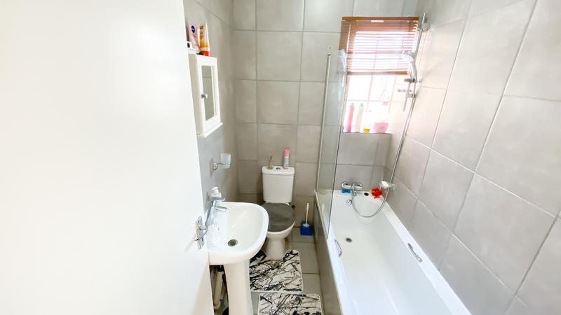 2 Bedroom Property for Sale in Elandspark Gauteng