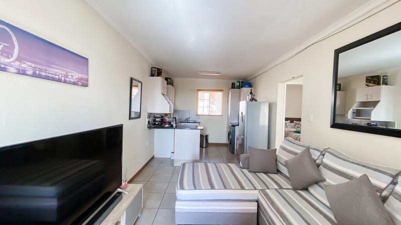 2 Bedroom Property for Sale in Elandspark Gauteng
