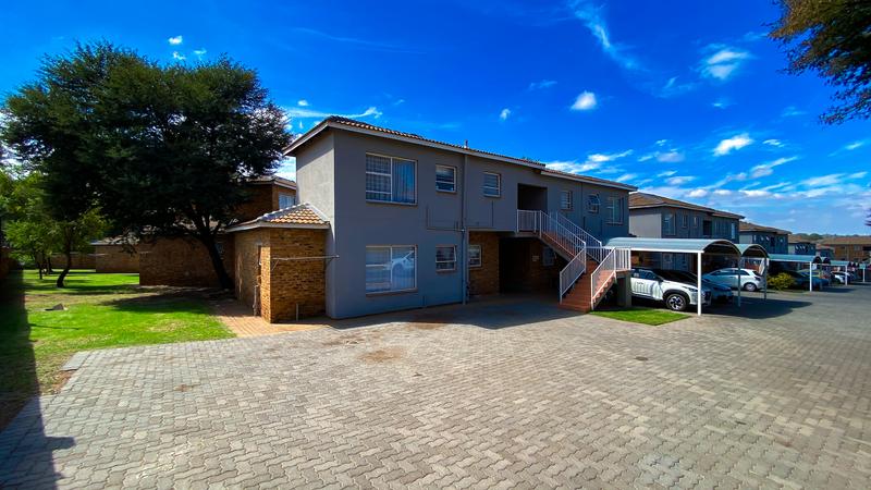 3 Bedroom Property for Sale in Groblerpark Gauteng