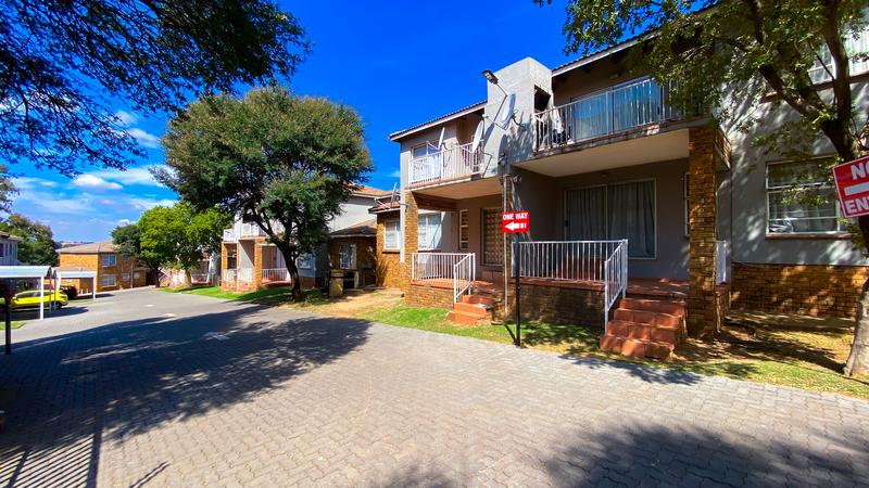 3 Bedroom Property for Sale in Groblerpark Gauteng