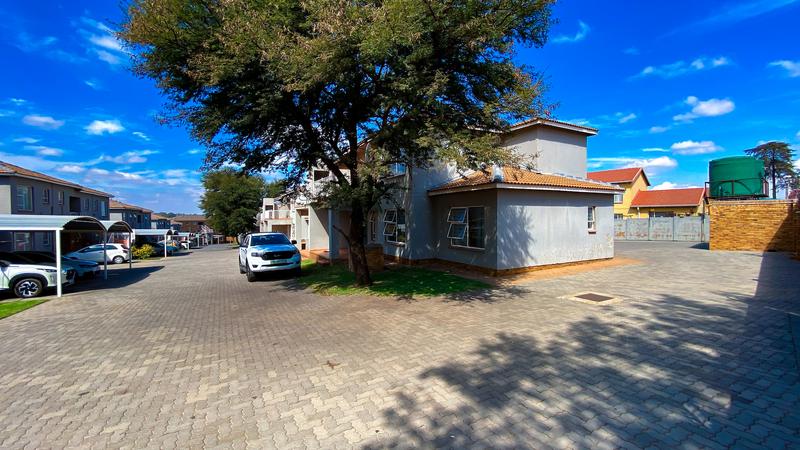 3 Bedroom Property for Sale in Groblerpark Gauteng