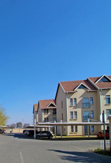 1 Bedroom Property for Sale in Kosmosdal Gauteng