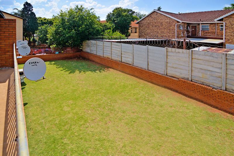 1 Bedroom Property for Sale in Windsor Gauteng