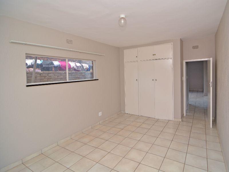 1 Bedroom Property for Sale in Windsor Gauteng