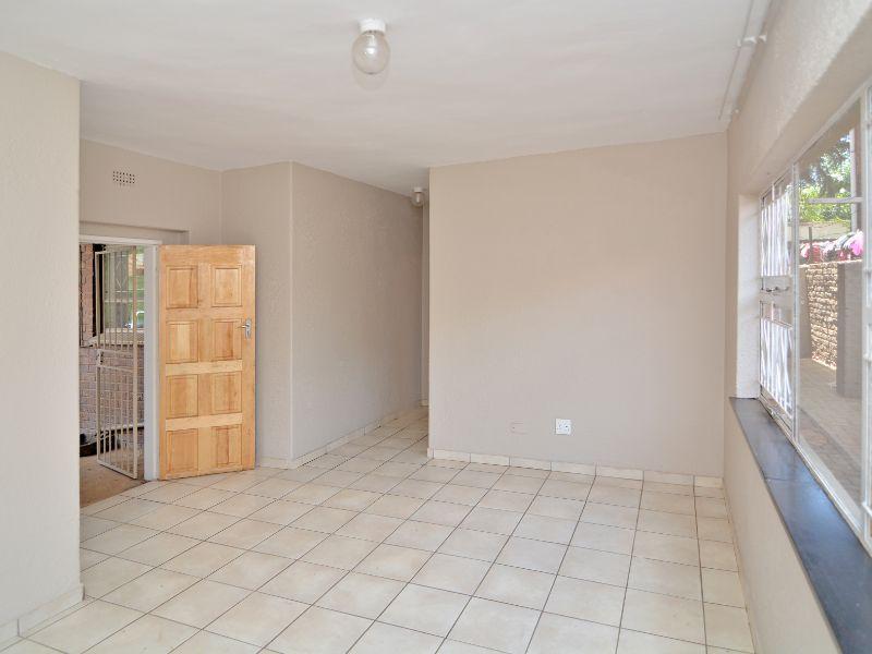 1 Bedroom Property for Sale in Windsor Gauteng