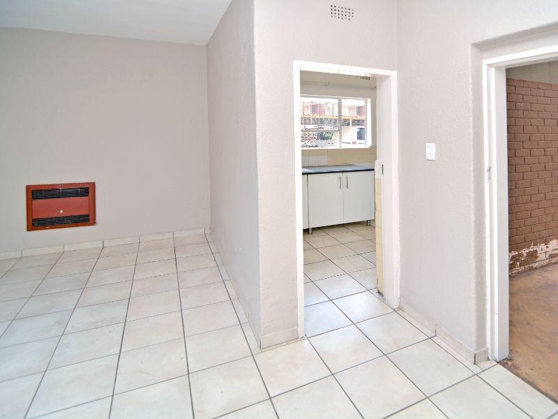 1 Bedroom Property for Sale in Windsor Gauteng