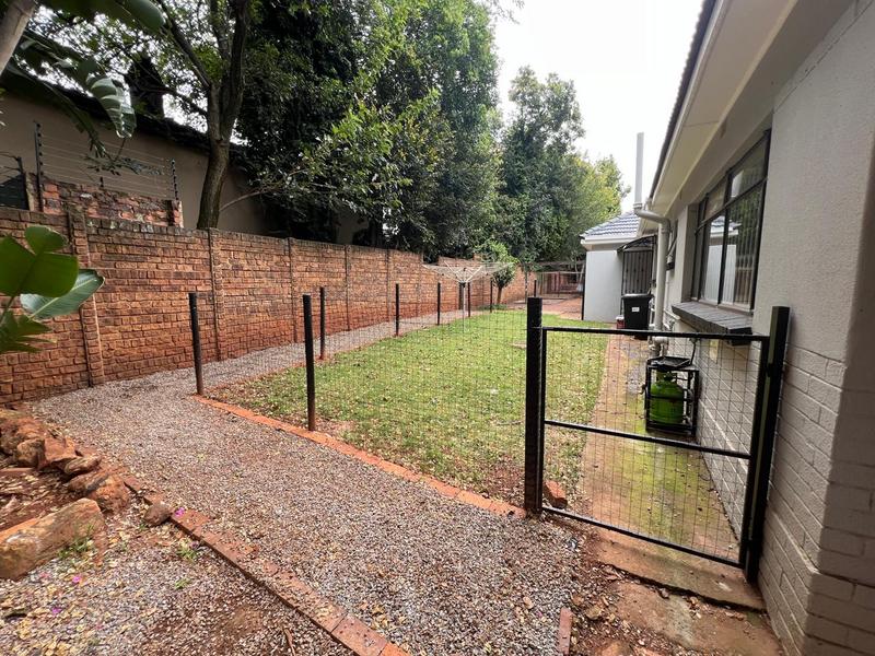 To Let 3 Bedroom Property for Rent in Eldoraigne Gauteng