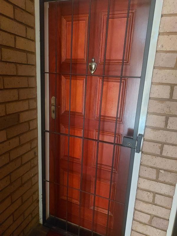 To Let 2 Bedroom Property for Rent in Hennopspark Gauteng
