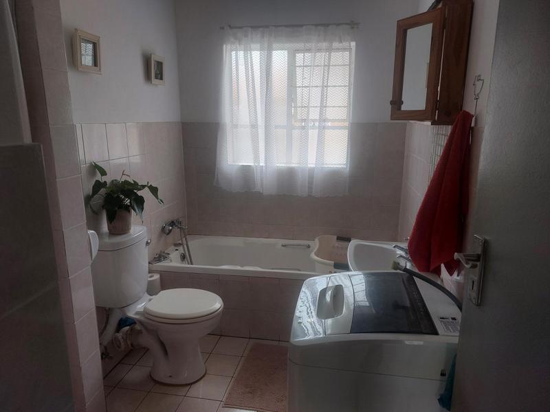 To Let 2 Bedroom Property for Rent in Hennopspark Gauteng