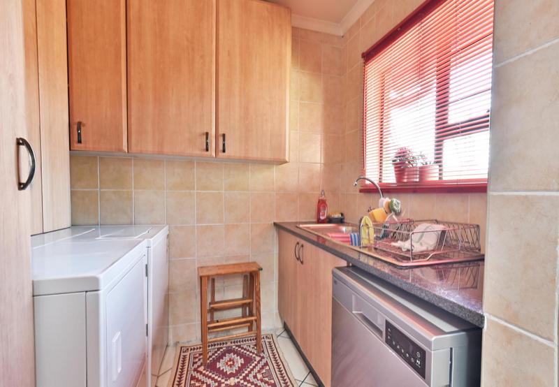 3 Bedroom Property for Sale in New Redruth Gauteng