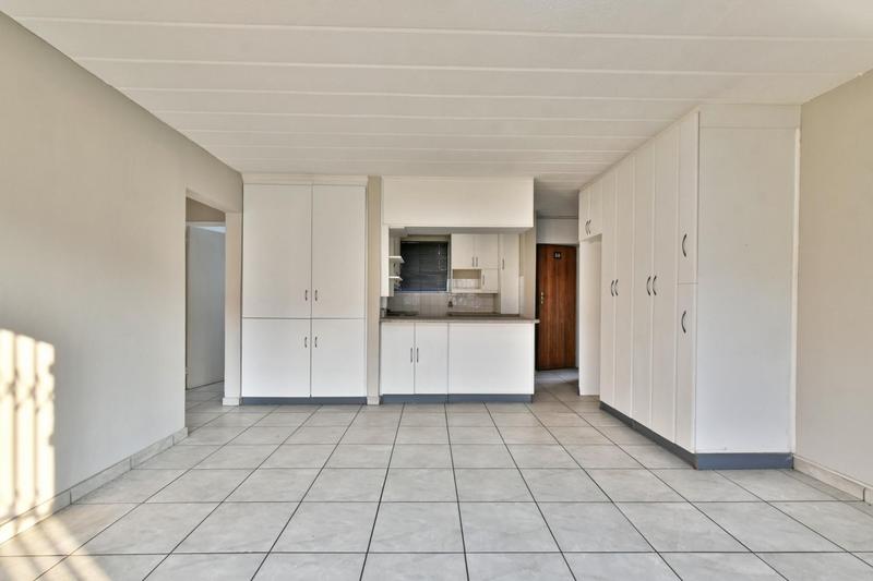 2 Bedroom Property for Sale in Verwoerdpark Gauteng