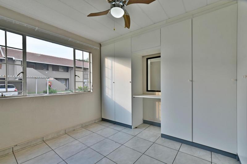 2 Bedroom Property for Sale in Verwoerdpark Gauteng