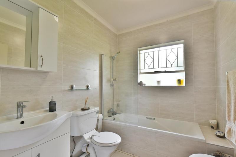 2 Bedroom Property for Sale in Bruma Gauteng