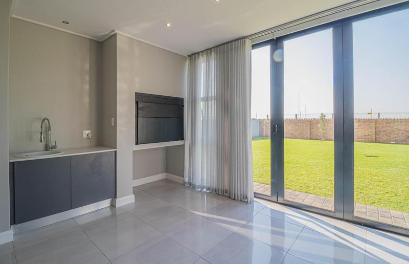 4 Bedroom Property for Sale in Midstream Heights Gauteng