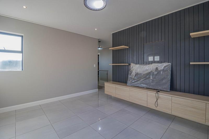 4 Bedroom Property for Sale in Midstream Heights Gauteng