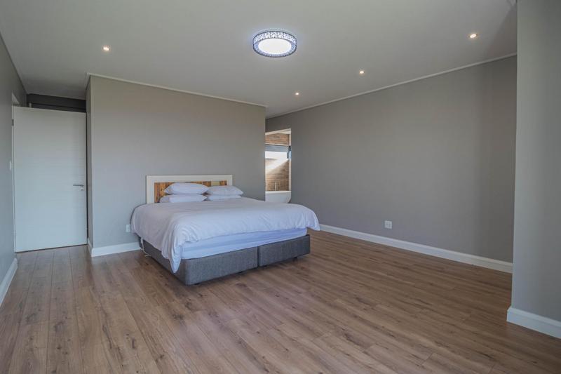 4 Bedroom Property for Sale in Midstream Heights Gauteng