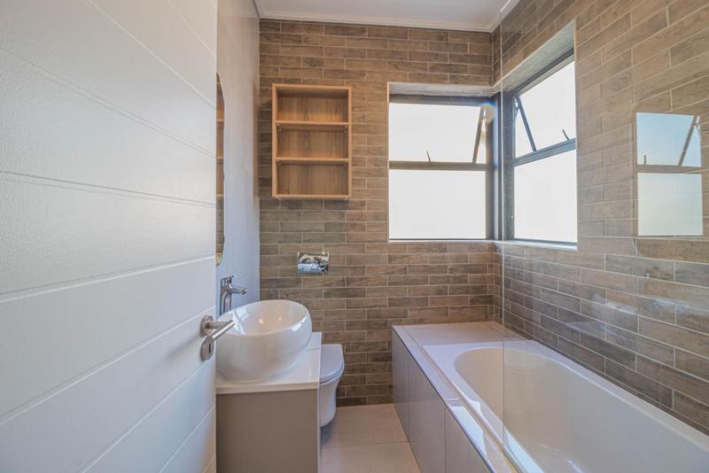 4 Bedroom Property for Sale in Midstream Heights Gauteng