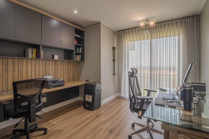 4 Bedroom Property for Sale in Midstream Heights Gauteng