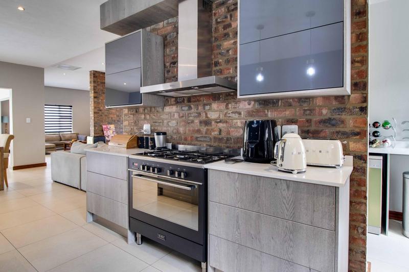 3 Bedroom Property for Sale in Homes Haven Gauteng