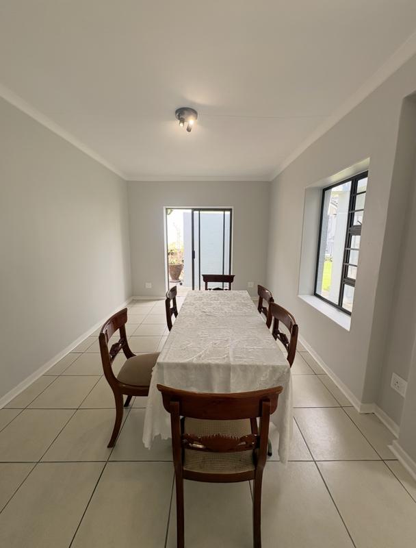 2 Bedroom Property for Sale in Oaklands Gauteng