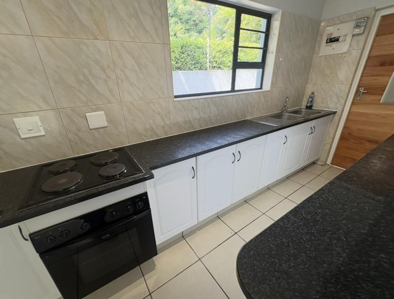 2 Bedroom Property for Sale in Oaklands Gauteng