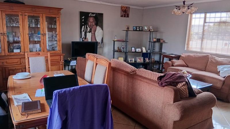 3 Bedroom Property for Sale in Alrapark Gauteng